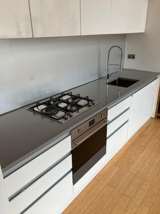 Appartement Loft In Haggerston à Londres Extérieur photo
